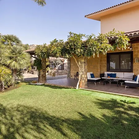 Zagara Swimming Pool And Seaview