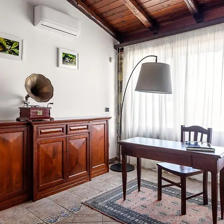 Zagara Swimming Pool And Seaview Villa Ficarazzi