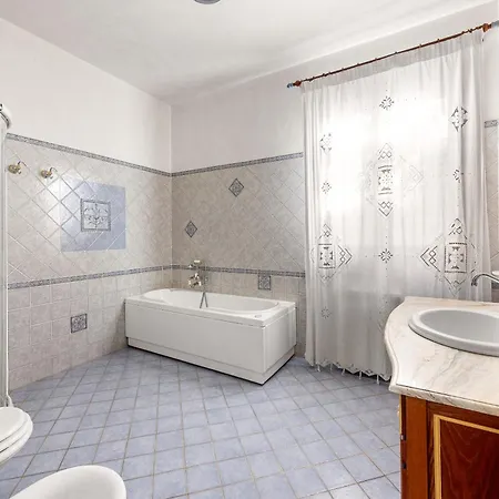 Zagara Swimming Pool And Seaview Villa Ficarazzi